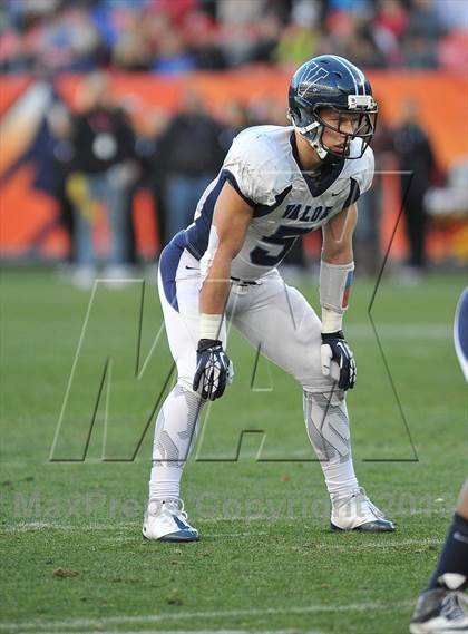 Thumbnail 2 in Valor Christian vs. Fairview (CHSAA 5A Final) photogallery.