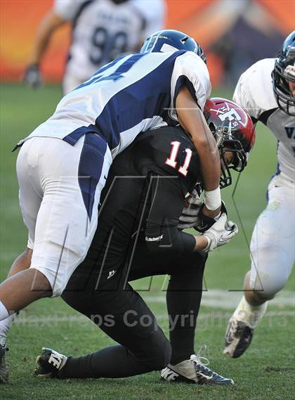 Thumbnail 1 in Valor Christian vs. Fairview (CHSAA 5A Final) photogallery.