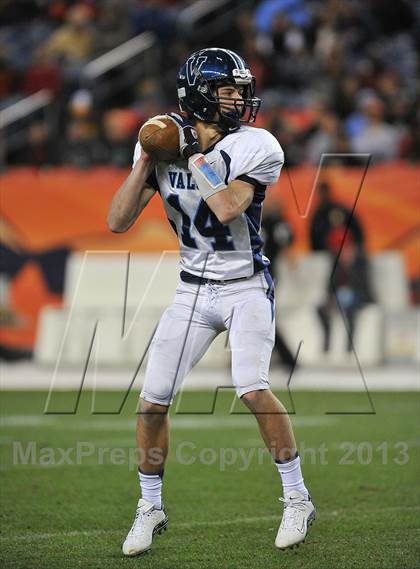 Thumbnail 2 in Valor Christian vs. Fairview (CHSAA 5A Final) photogallery.