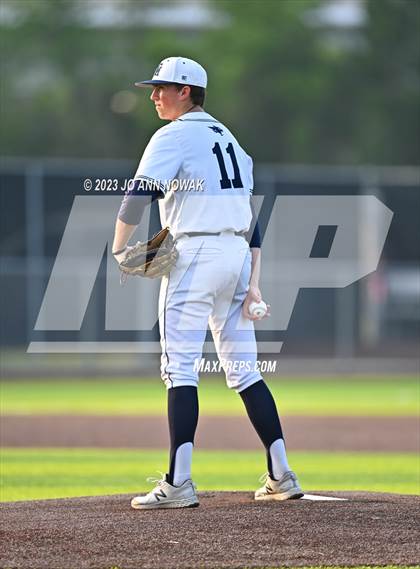 Thumbnail 1 in Cypress Woods @ Tomball Memorial (UIL 6A Region 2 Bi-District Playoff - Game 1) photogallery.