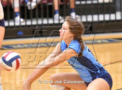 Thumbnail 2 in Lee [Robert E.] vs Johnson [Claudia Taylor] (Littleton Gym) photogallery.