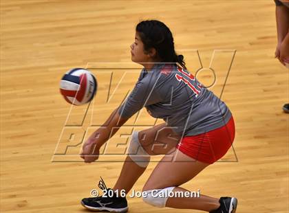 Thumbnail 2 in Lee [Robert E.] vs Johnson [Claudia Taylor] (Littleton Gym) photogallery.