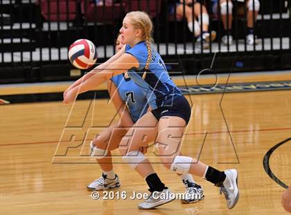 Thumbnail 1 in Lee [Robert E.] vs Johnson [Claudia Taylor] (Littleton Gym) photogallery.
