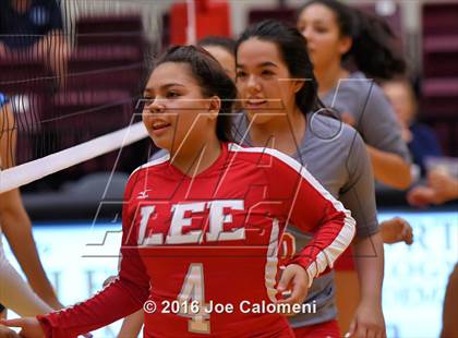 Thumbnail 1 in Lee [Robert E.] vs Johnson [Claudia Taylor] (Littleton Gym) photogallery.