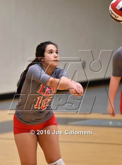 Thumbnail 3 in Lee [Robert E.] vs Johnson [Claudia Taylor] (Littleton Gym) photogallery.