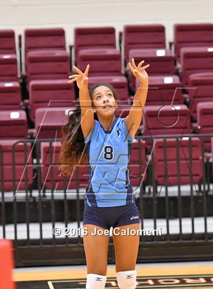 Thumbnail 1 in Lee [Robert E.] vs Johnson [Claudia Taylor] (Littleton Gym) photogallery.