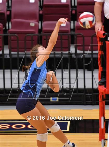 Thumbnail 3 in Lee [Robert E.] vs Johnson [Claudia Taylor] (Littleton Gym) photogallery.