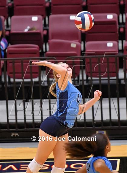 Thumbnail 3 in Lee [Robert E.] vs Johnson [Claudia Taylor] (Littleton Gym) photogallery.