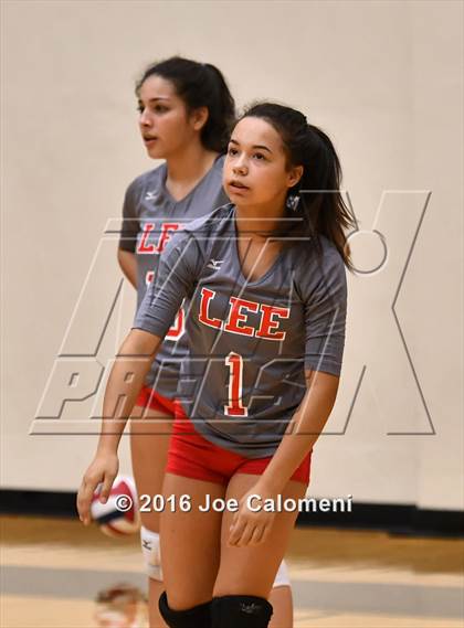 Thumbnail 1 in Lee [Robert E.] vs Johnson [Claudia Taylor] (Littleton Gym) photogallery.