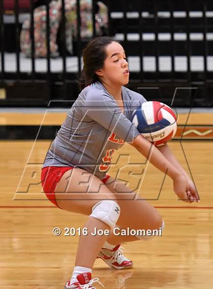 Thumbnail 1 in Lee [Robert E.] vs Johnson [Claudia Taylor] (Littleton Gym) photogallery.