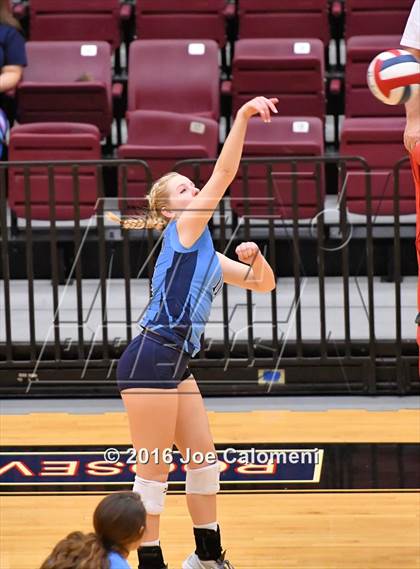 Thumbnail 3 in Lee [Robert E.] vs Johnson [Claudia Taylor] (Littleton Gym) photogallery.