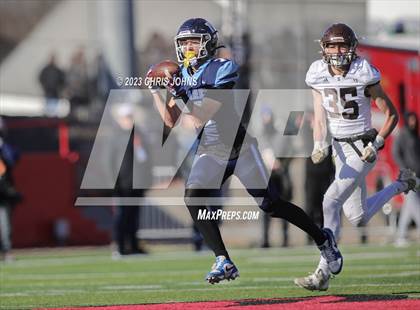 Thumbnail 3 in Joliet Catholic vs Nazareth Academy (IHSA 5A State Final) photogallery.