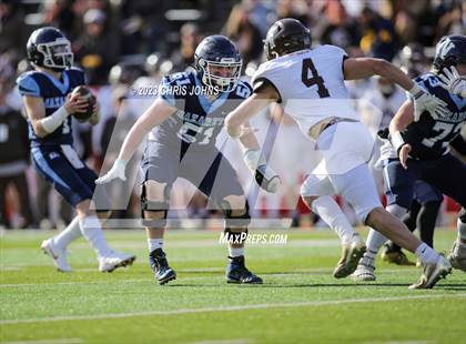 Thumbnail 1 in Joliet Catholic vs Nazareth Academy (IHSA 5A State Final) photogallery.