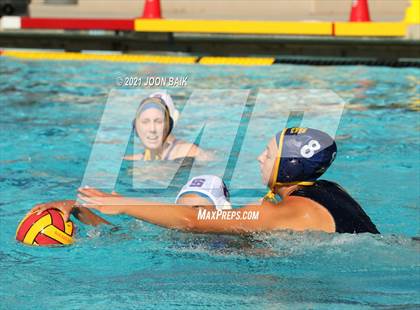 Thumbnail 3 in St. Ignatius vs Arroyo Grande (St. Francis Invitational) photogallery.