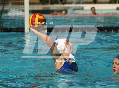 Thumbnail 2 in St. Ignatius vs Arroyo Grande (St. Francis Invitational) photogallery.