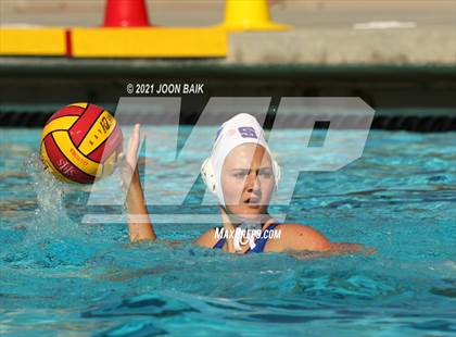 Thumbnail 1 in St. Ignatius vs Arroyo Grande (St. Francis Invitational) photogallery.
