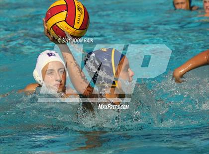 Thumbnail 1 in St. Ignatius vs Arroyo Grande (St. Francis Invitational) photogallery.