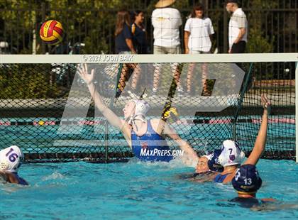 Thumbnail 1 in St. Ignatius vs Arroyo Grande (St. Francis Invitational) photogallery.