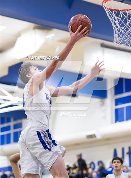 Thumbnail 3 in Wilcox @ Los Altos photogallery.