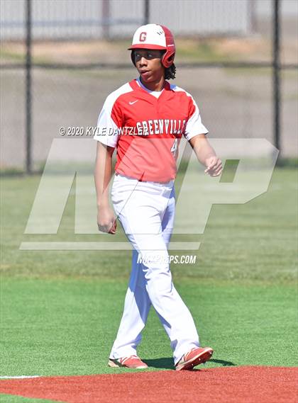 Thumbnail 2 in Greenville vs Farmersville (Bells Invitational) photogallery.