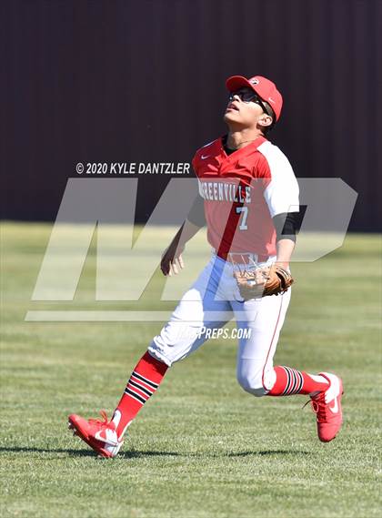 Thumbnail 3 in Greenville vs Farmersville (Bells Invitational) photogallery.