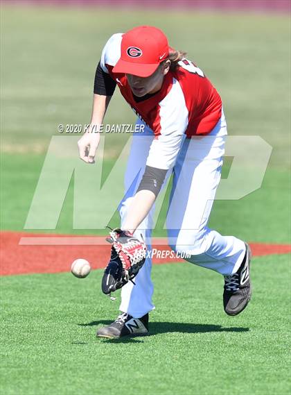 Thumbnail 2 in Greenville vs Farmersville (Bells Invitational) photogallery.