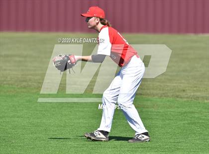 Thumbnail 2 in Greenville vs Farmersville (Bells Invitational) photogallery.