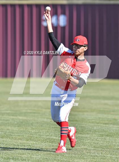 Thumbnail 3 in Greenville vs Farmersville (Bells Invitational) photogallery.