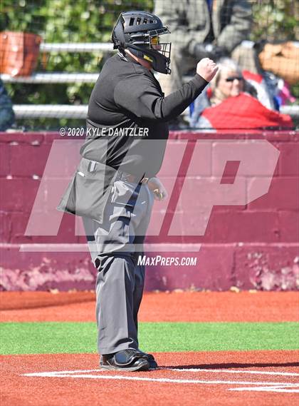 Thumbnail 3 in Greenville vs Farmersville (Bells Invitational) photogallery.