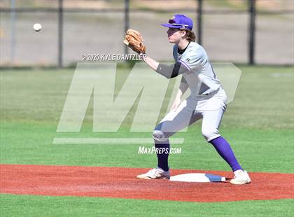 Thumbnail 3 in Greenville vs Farmersville (Bells Invitational) photogallery.