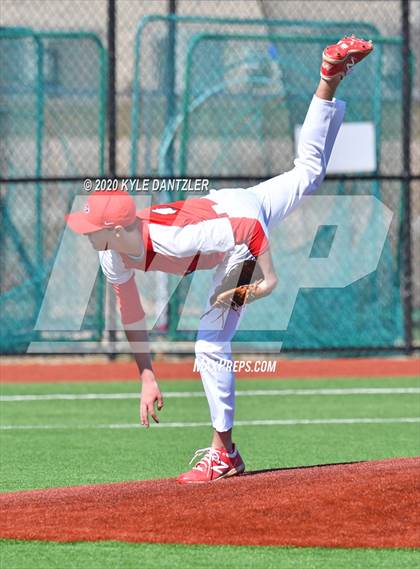 Thumbnail 2 in Greenville vs Farmersville (Bells Invitational) photogallery.