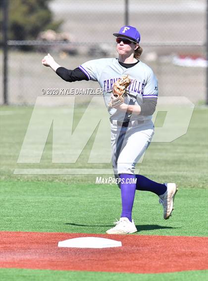 Thumbnail 1 in Greenville vs Farmersville (Bells Invitational) photogallery.