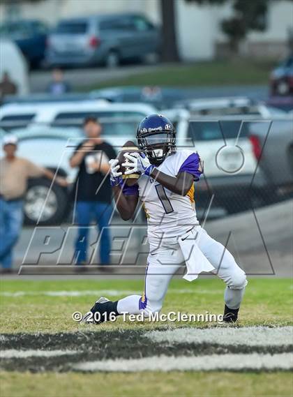 Thumbnail 2 in Mayflower @ Bigelow photogallery.