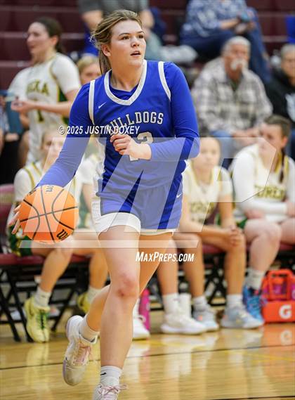 Thumbnail 3 in Smith Valley vs Eureka (NIAA Class 1A State Quarterfinals) photogallery.