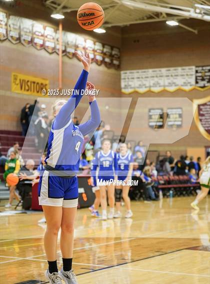 Thumbnail 1 in Smith Valley vs Eureka (NIAA Class 1A State Quarterfinals) photogallery.