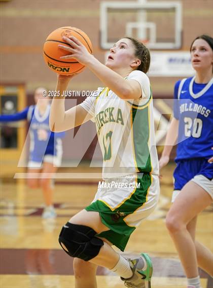 Thumbnail 3 in Smith Valley vs Eureka (NIAA Class 1A State Quarterfinals) photogallery.