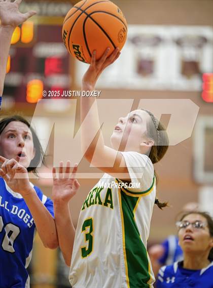 Thumbnail 1 in Smith Valley vs Eureka (NIAA Class 1A State Quarterfinals) photogallery.