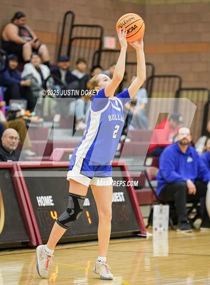 Thumbnail 1 in Smith Valley vs Eureka (NIAA Class 1A State Quarterfinals) photogallery.