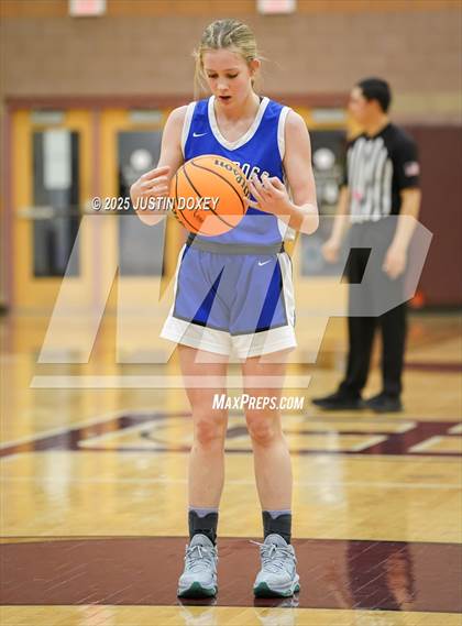 Thumbnail 3 in Smith Valley vs Eureka (NIAA Class 1A State Quarterfinals) photogallery.