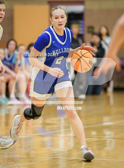 Thumbnail 3 in Smith Valley vs Eureka (NIAA Class 1A State Quarterfinals) photogallery.