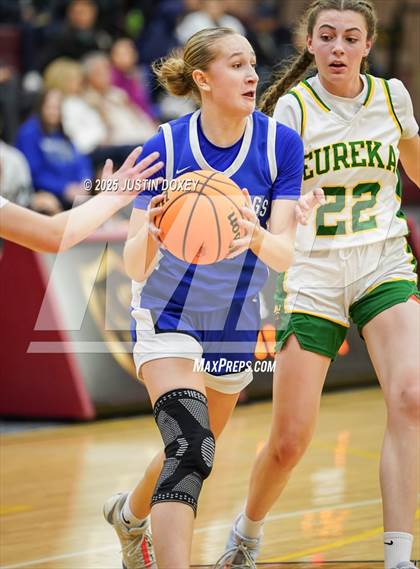 Thumbnail 1 in Smith Valley vs Eureka (NIAA Class 1A State Quarterfinals) photogallery.
