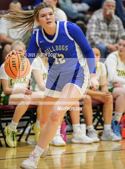 Thumbnail 2 in Smith Valley vs Eureka (NIAA Class 1A State Quarterfinals) photogallery.
