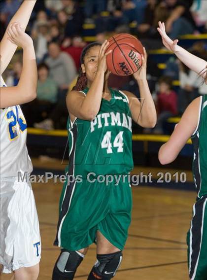 Thumbnail 1 in Pitman @ Turlock photogallery.