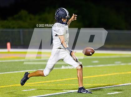 Thumbnail 3 in Robinson @ Lennard photogallery.