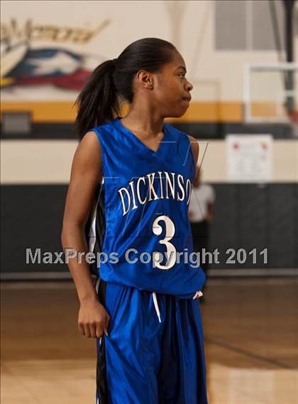 Thumbnail 2 in Dickinson vs Clear Brook (McDonald's Texas Invitational) photogallery.
