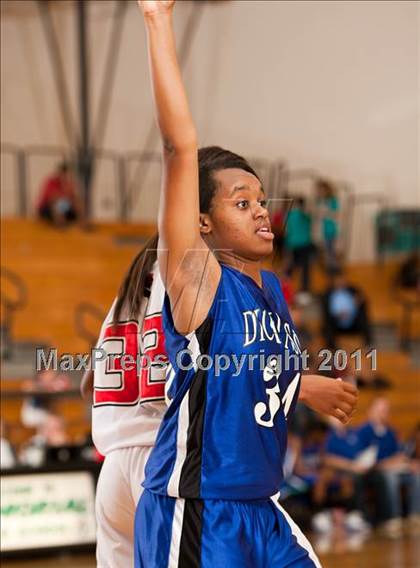 Thumbnail 3 in Dickinson vs Clear Brook (McDonald's Texas Invitational) photogallery.