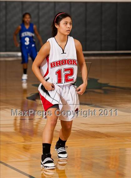 Thumbnail 2 in Dickinson vs Clear Brook (McDonald's Texas Invitational) photogallery.