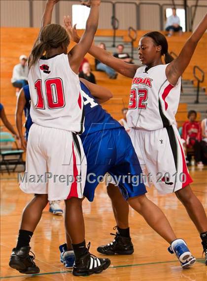 Thumbnail 1 in Dickinson vs Clear Brook (McDonald's Texas Invitational) photogallery.