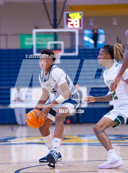 Thumbnail 3 in Pace Academy vs Grayson (Georgia's Elite 8 Tip Off Classic) photogallery.
