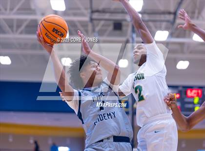 Thumbnail 3 in Pace Academy vs Grayson (Georgia's Elite 8 Tip Off Classic) photogallery.